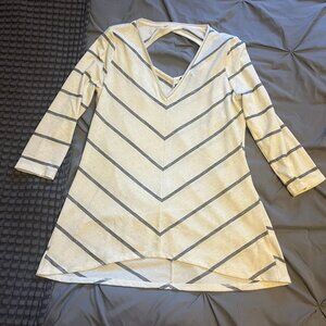 White House Black Market Size XS Shirt
